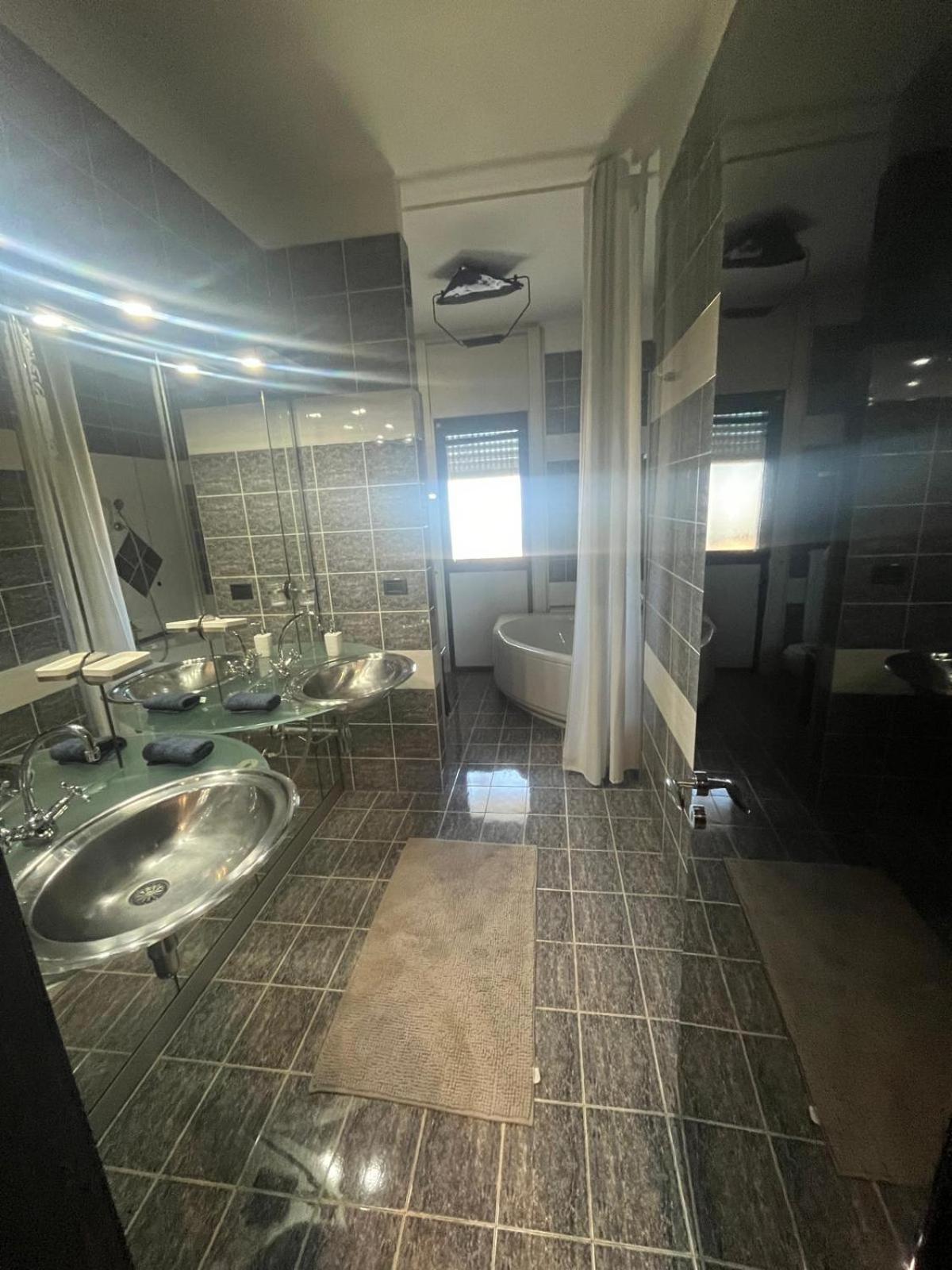 Margo Apartment Bari Luaran gambar